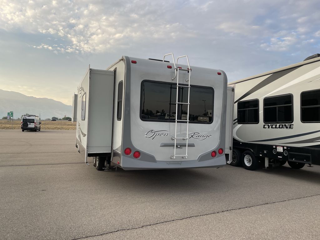 2011 Highland Ridge OPEN RANGE 391RES
