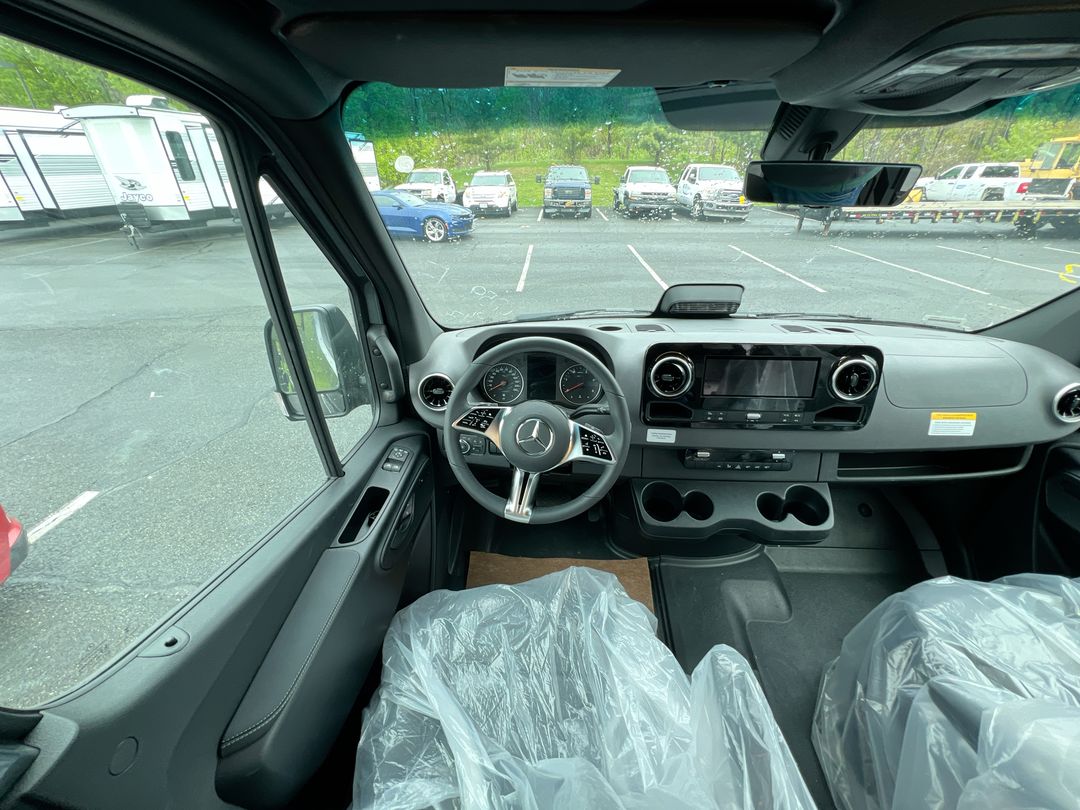 2027 Winnebago Revel Sport 44C