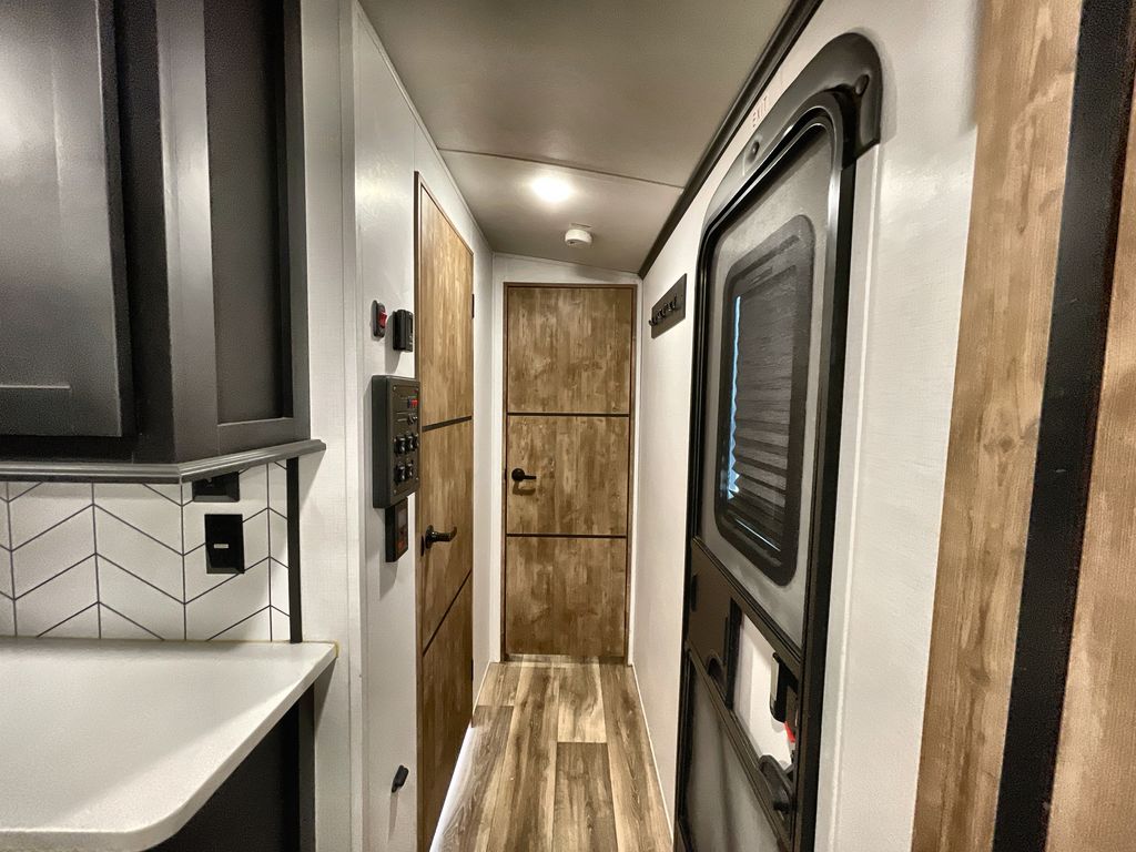 2023 Keystone Outback 328RL